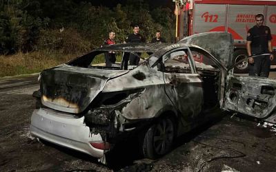 Alanya’da seyir halindeki otomobil alevlere teslim oldu
