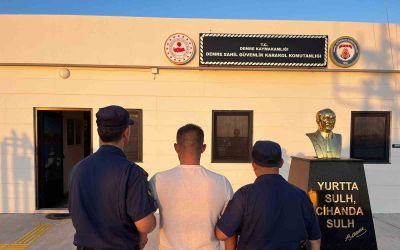 Takibe alınan bottan, KKTC’de hakkında arama kararı bulunan firari çıktı

