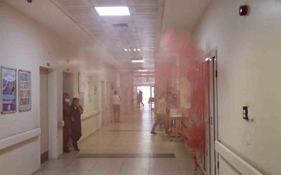 Hastanede gerçeği aratmayan yangın tatbikatı
