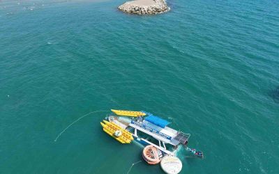Antalya’da günübirlik turist taşımacılığı yapan boş tekne batma tehlikesi geçirdi
