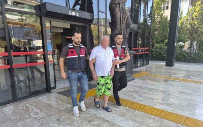 Alanya’da kadın personele taciz iddiasıyla Rus turist tutuklandı
