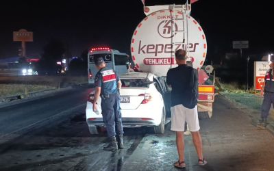 Akaryakıt tankerine arkadan çarpan otomobil 100 metre sürüklendi: 1 ölü
