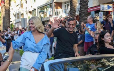 Antalya’da ünlü sanatçılara sevgi seli
