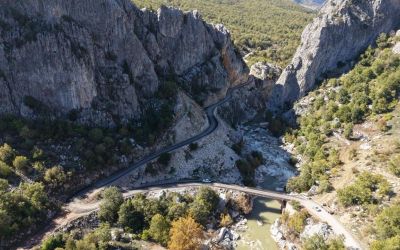 Alanya Belediyesi’nden 5 mahalleye 32 kilometrelik asfalt yatırımı
