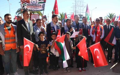 Alanya’da binlerce kişi ’Gazze’ için yürüdü
