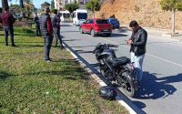 Antalya’da motosiklet minibüsle çarpıştı: 2 yaralı
