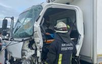 Antalya’da 3 aracın karıştığı zincirleme kazada 1 kişi yaralandı
