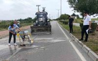 Mahkemeyi kazanan arazi sahipleri turizm yolunu kazıp araç trafiğine kapattı
