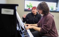 Genç piyanist dünyanın en önemli müzik okullarından birini kazandı
