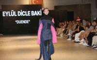 AÜ Tekstil ve Moda Tasarımı öğrencilerinden mezuniyet defilesi
