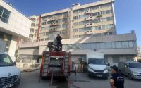 Antalya’da iş merkezinde çıkan yangın korkuttu

