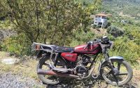 Gazipaşa’da yangınla mücadele eden vatandaş, su tankerinin altında kaldı

