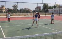 Büyükşehir Belediyesi Döşemealtı’nda yeni tenis kursu açtı
