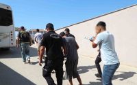 Antalya’da eş zamanlı düzenlenen operasyonda 80 aranan şahıs yakalandı
