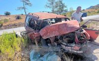 Antalya’da otomobiller kafa kafaya çarpıştı: 1’i ağır 6 yaralı
