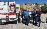Antalya’da falezlerden düşen genç kız hayatını kaybetti

