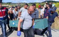 Antalya’da çöp kamyonunda korkunç cinayet:  Mesai arkadaşını boğazından bıçaklayarak öldürdü
