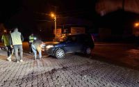 Otomobil ile çarpışan motosikletlin yaralı sürücüsü kaza yerinden kaçtı

