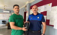 Zabıta ekiplerinin devriye atarken yerde buldukları çanta sahibine teslim edildi
