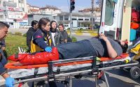 Kavşaktan dönmeye çalışırken motosikleti devirdi: 1 yaralı

