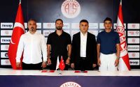 Antalyaspor’da Soner Dikmen ve Erdoğan Yeşilyurt, 2 yıllık sözleşme imzaladı

