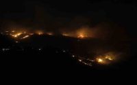 Alanya’daki orman yangınına gece saatlerinde müdahale sürüyor
