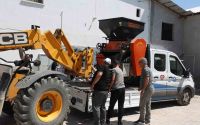 Büyükşehir’den Korkutelili üreticiye yem ezme makinesi desteği
