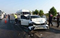 Antalya’da feci kazada ortalık savaş alanına döndü: 17 yaralı
